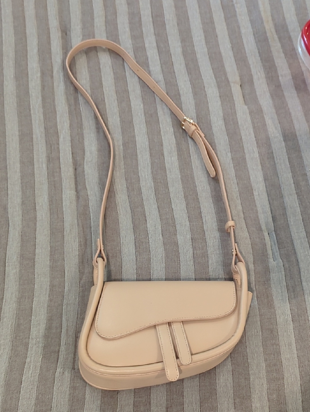 Women’s Neutral Tan Crossbody Bag - Minimal Saddle Style